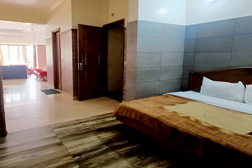 hotel mansar family room1